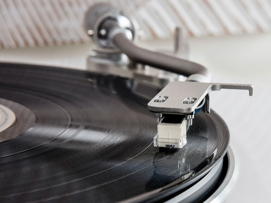 Denon DP-400